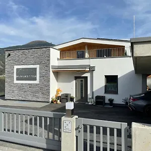 Haus Nordketten Blick Schönberg im Stubaital