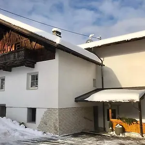 Grünfelder Apartment